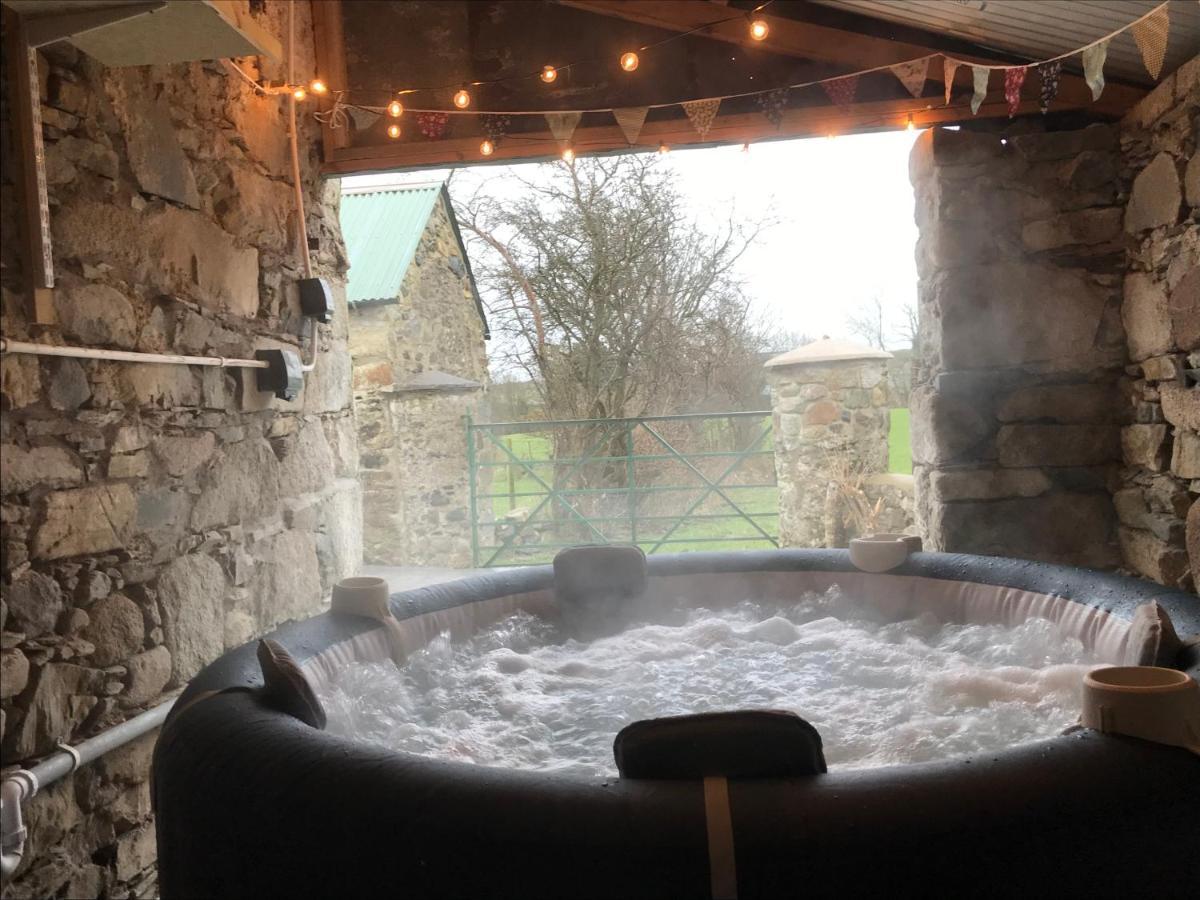 Mournes Family Cottage With Hot Tub Hilltown Exterior foto